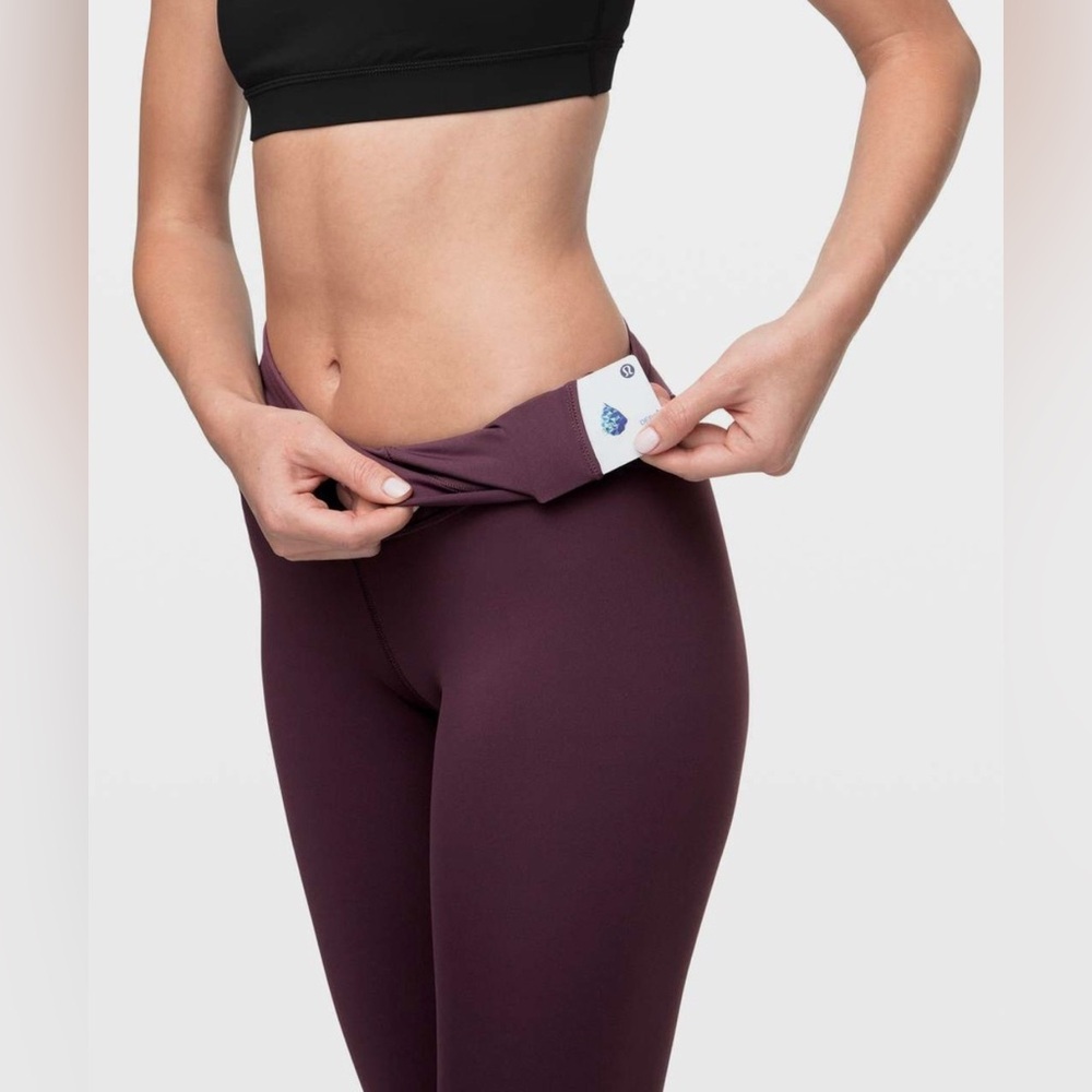 lululemon athletica Women's Leggings in Deep Plum Size 6 - Picture 8 of 13